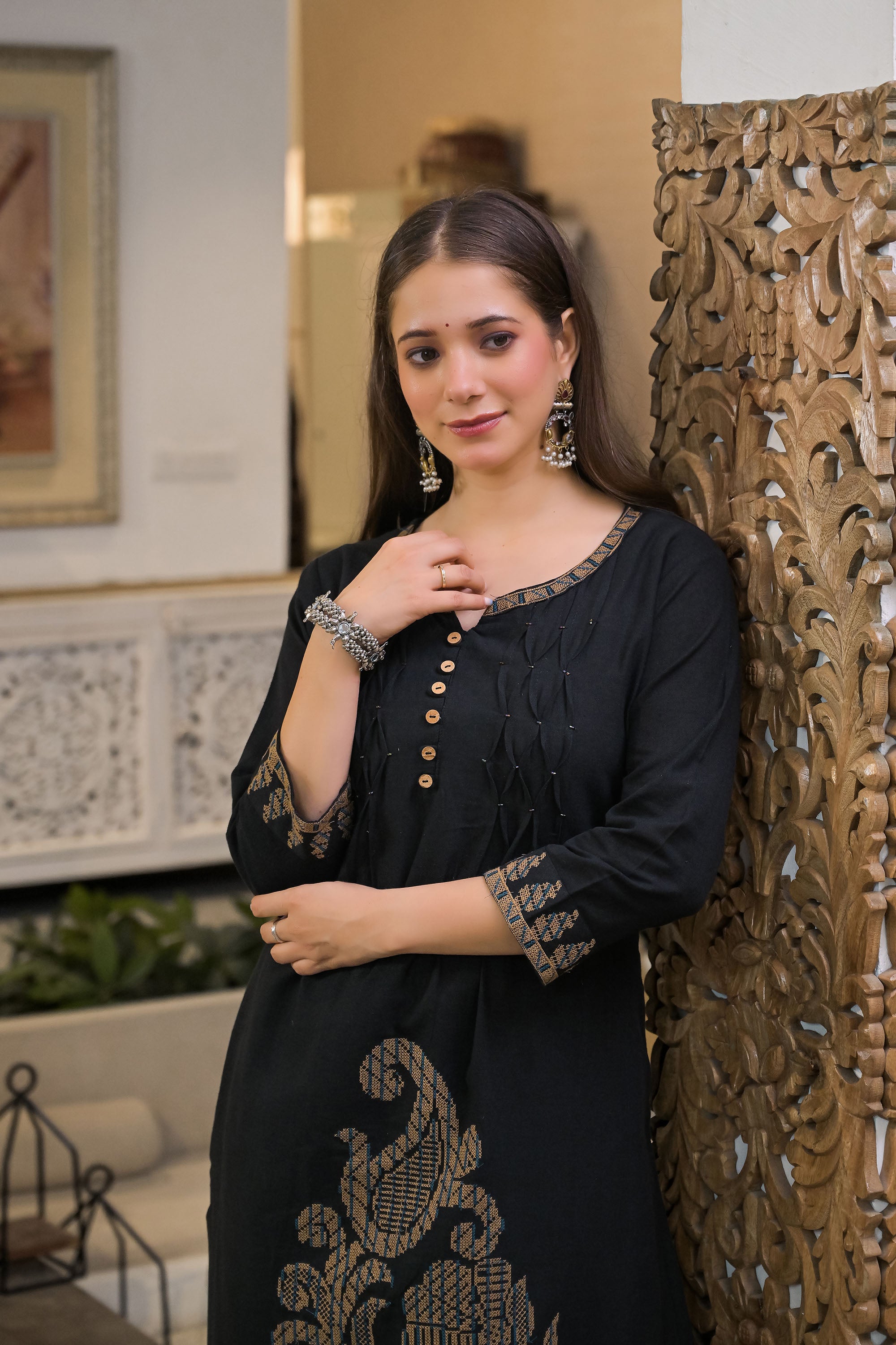 Zariya Heritage Embroidered Cotton Kurta Pant Set