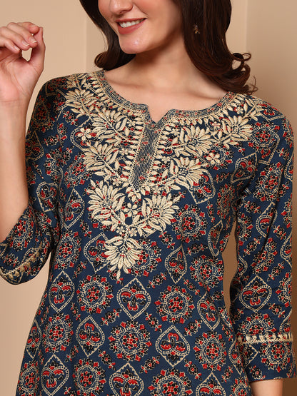 Blue Embroidered Geometric Print Cotton Kurta