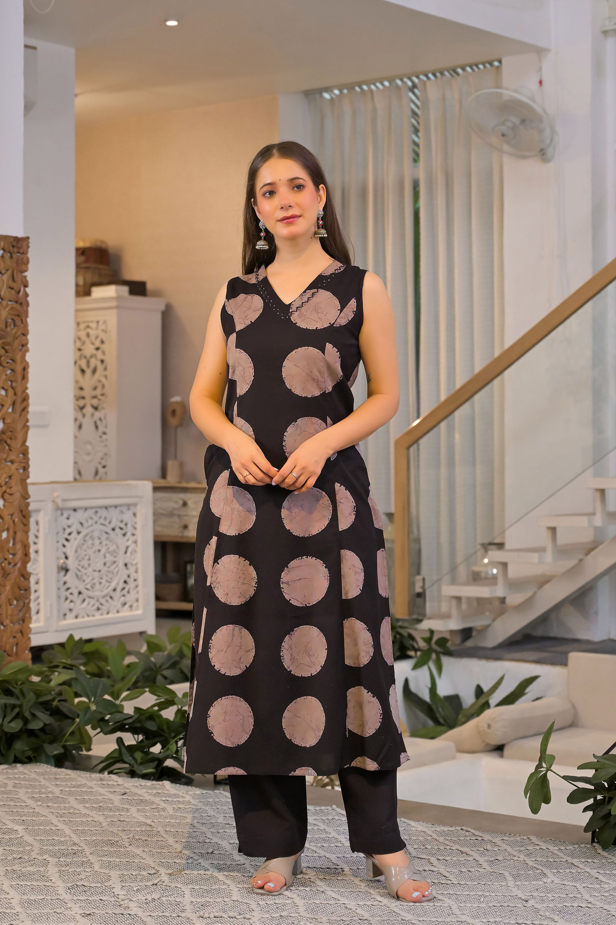 Nyra Dot Cotton Kurta Pant Set