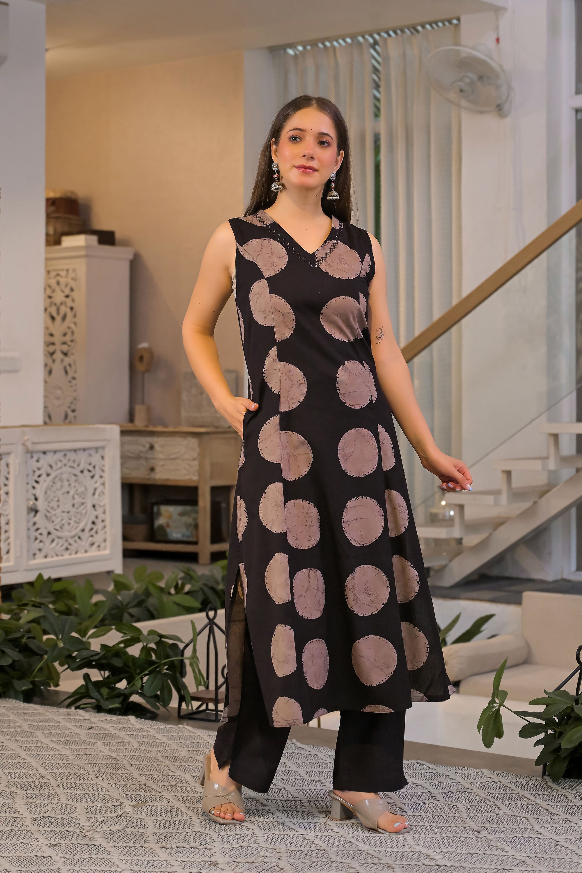 Nyra Dot Cotton Kurta Pant Set