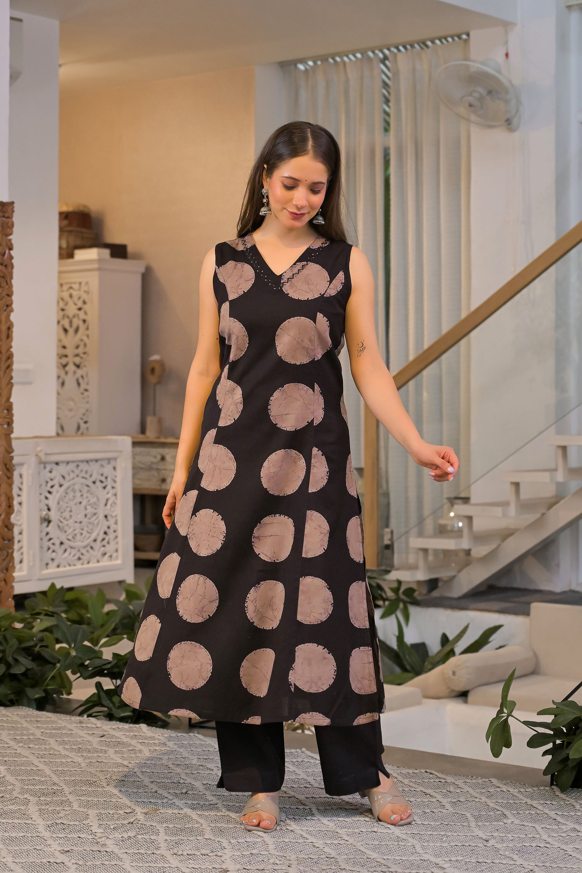 Nyra Dot Cotton Kurta Pant Set