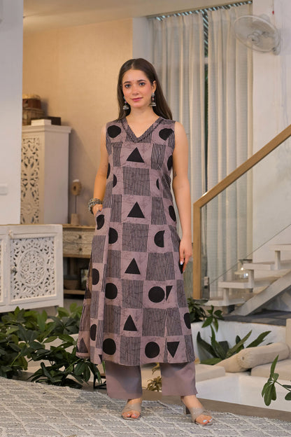 Nyra Dot Cotton Kurta Pant Set