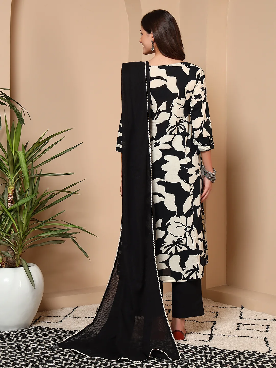 Noir Blossom Mirror Work Cotton 3-Piece Suit Set - Image 5