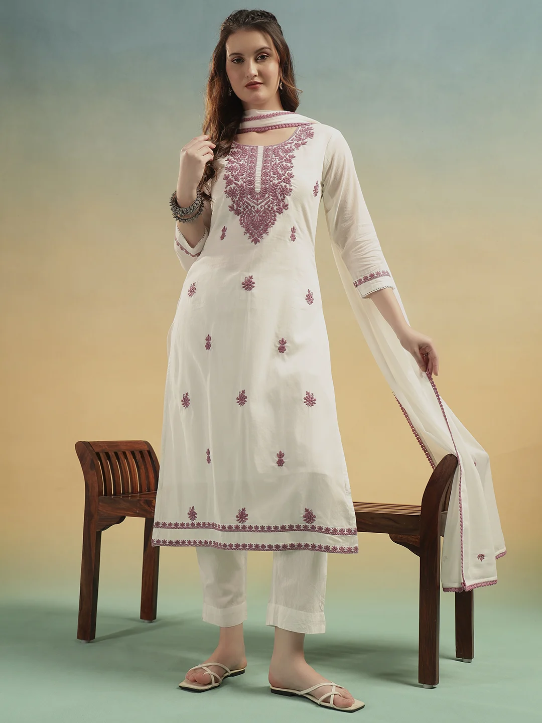 ivory-white-lucknowi-embroidered-cotton-3pc-suit